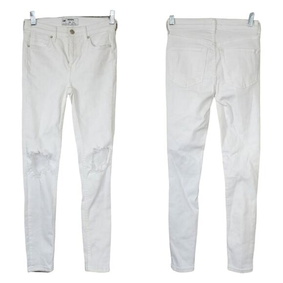 Free People Distressed White Skinny Size 25 Jeans - Picture 2 of 3